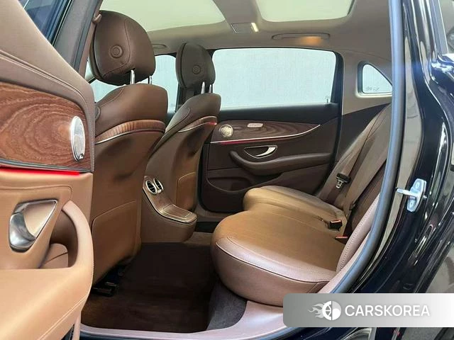 Mercedes-Benz E-Class 2024 Черный из Китая