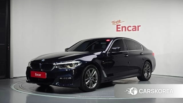 BMW 5 Series (G30) 2018 Черный из Кореи