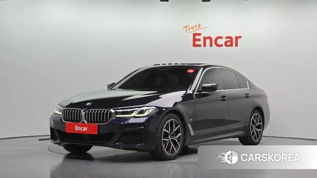 BMW 5 Series (G30) 2021 Черный из Кореи
