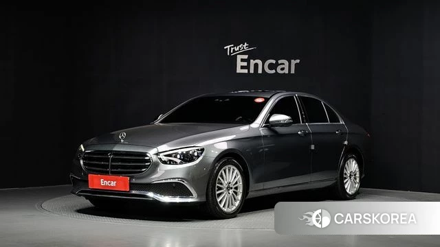 Mercedes-Benz E-Class W213 2021 Серый из Кореи