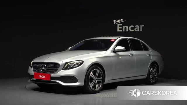 Mercedes-Benz E-Class W213 2019 Серебряный из Кореи