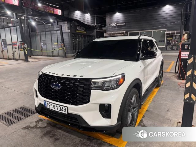 Ford Explorer 6th Generation 2025 Белый из Кореи