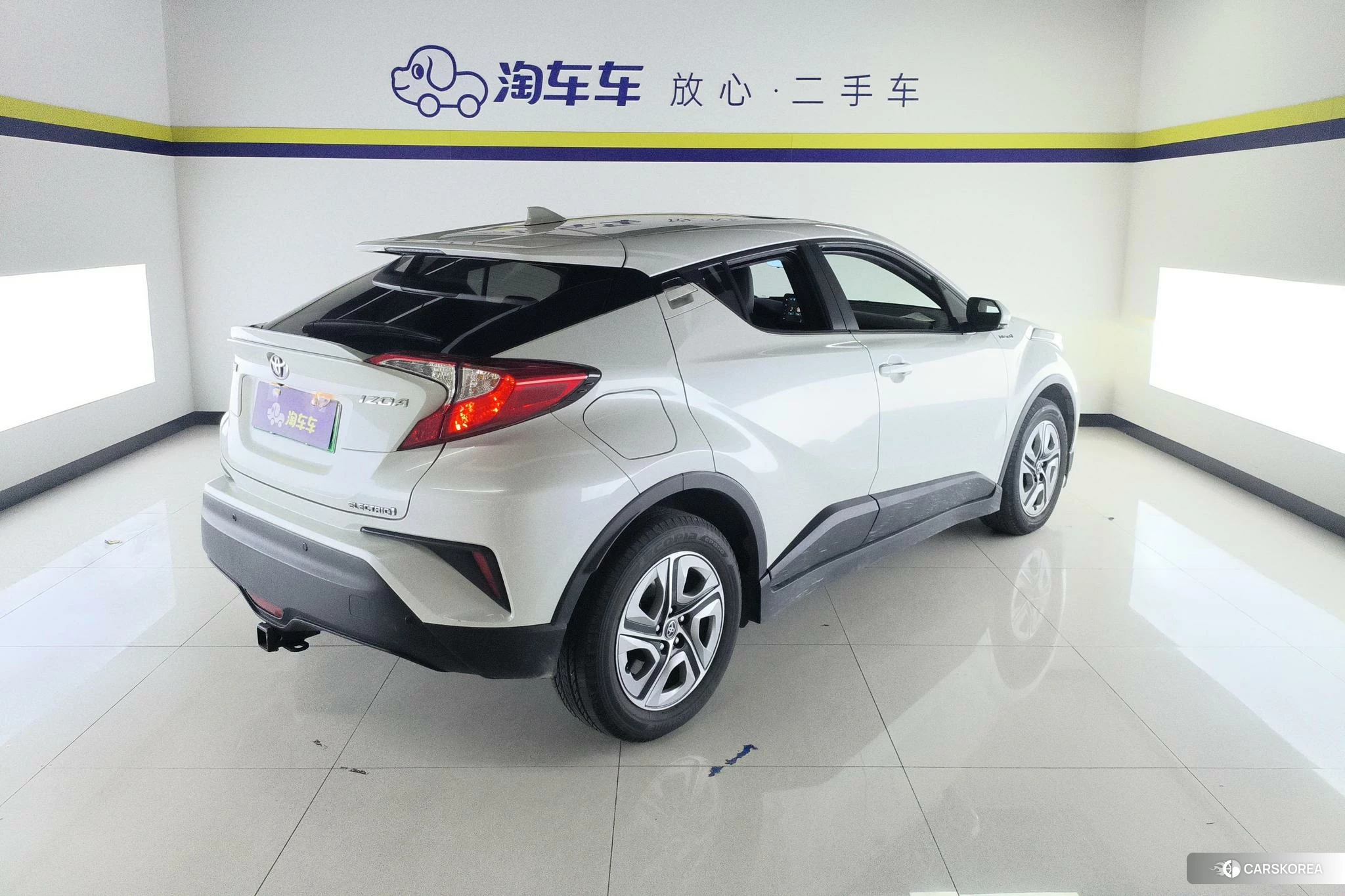 Toyota IZOA 2020 Белый из Китая