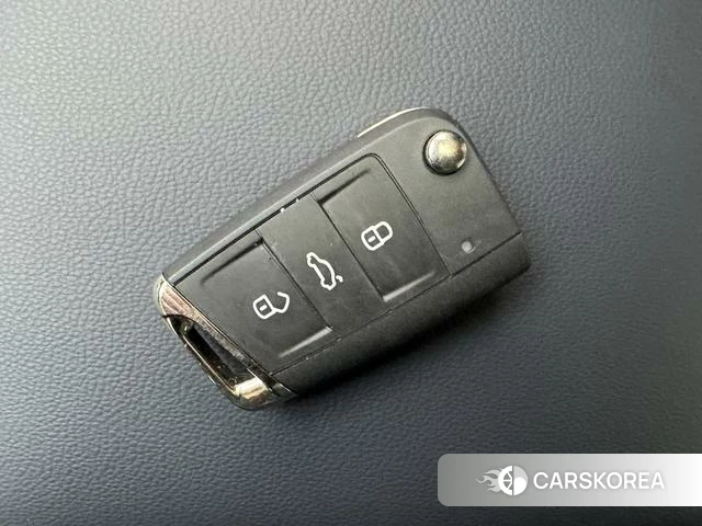 Volkswagen Tharu 2026 Белый из Китая