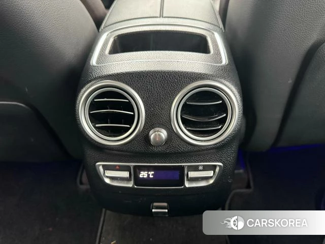 Mercedes-Benz GLC 2021 Белый из Китая