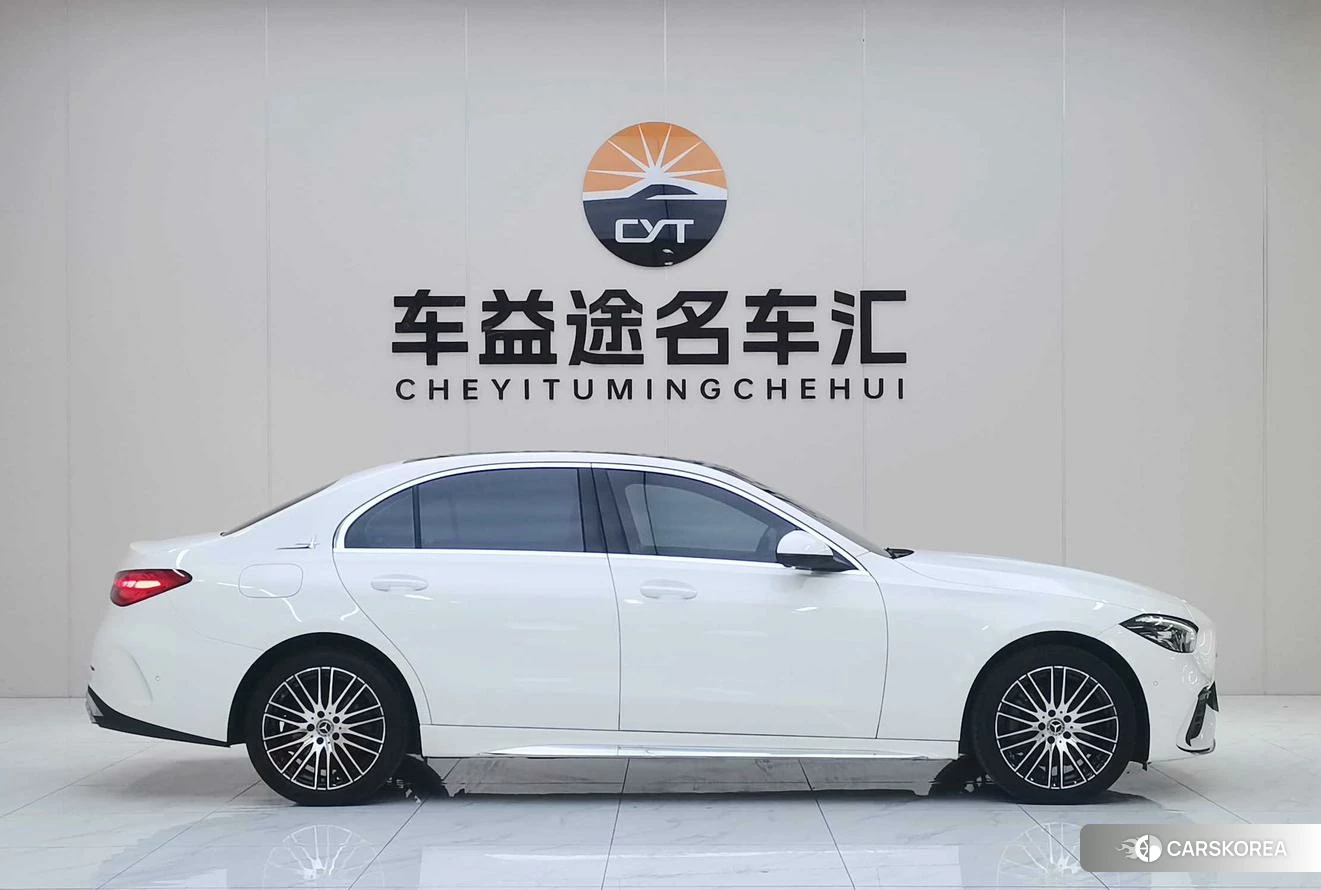Mercedes-Benz C-class 2023 Белый из Китая
