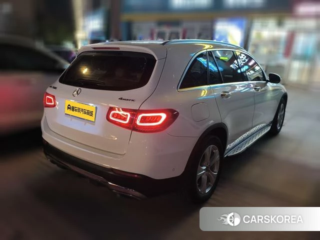 Mercedes-Benz GLC 2020 Белый из Китая