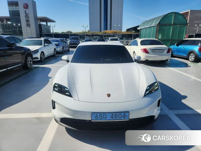 Porsche Taycan 2025 Белый из Кореи