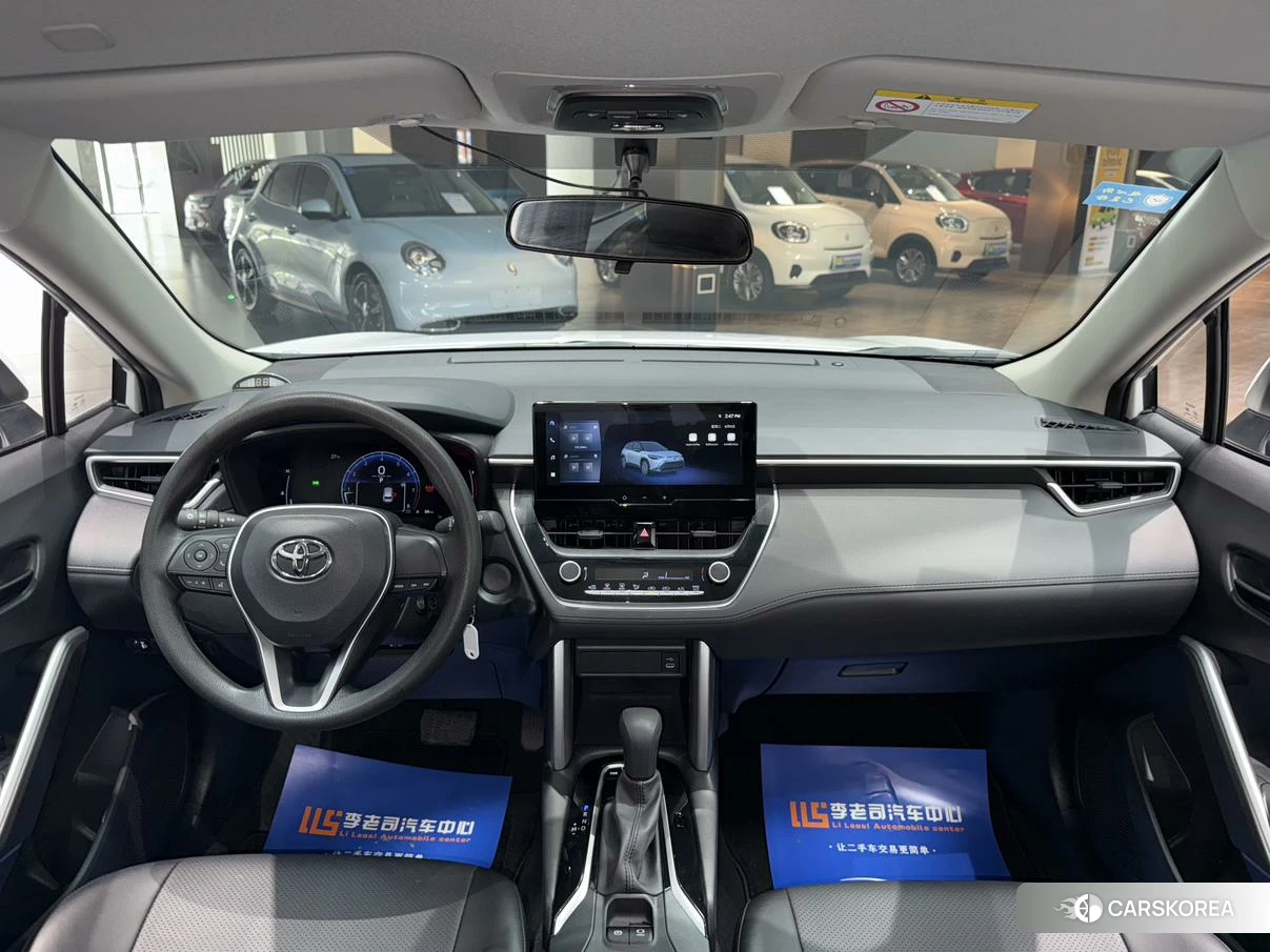 Toyota Frontlander 2023 Белый из Китая