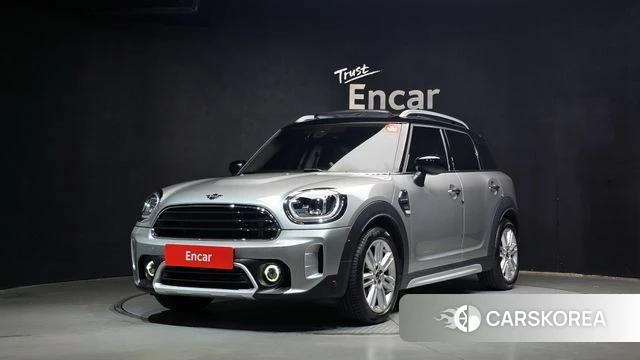 Mini Cooper Countryman 2023 Серебристо-серый из Кореи