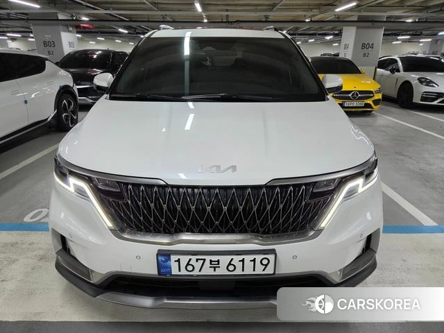 Kia Carnival 4th generation 2023 Белый из Кореи