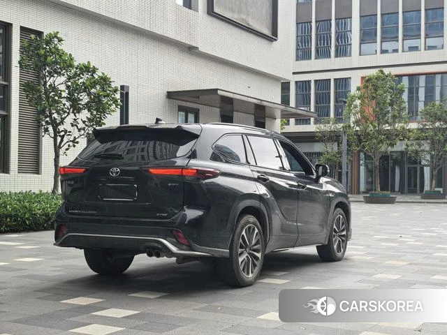 Toyota Crown 2024 Черный из Китая