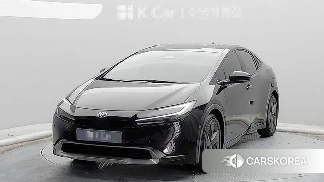 Toyota Prius 5th Generation 2024 Черный из Кореи