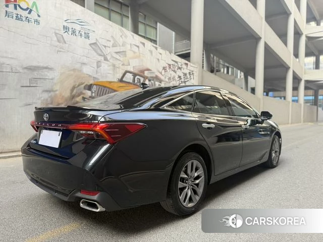 Toyota Avalon 2022 Черный из Китая
