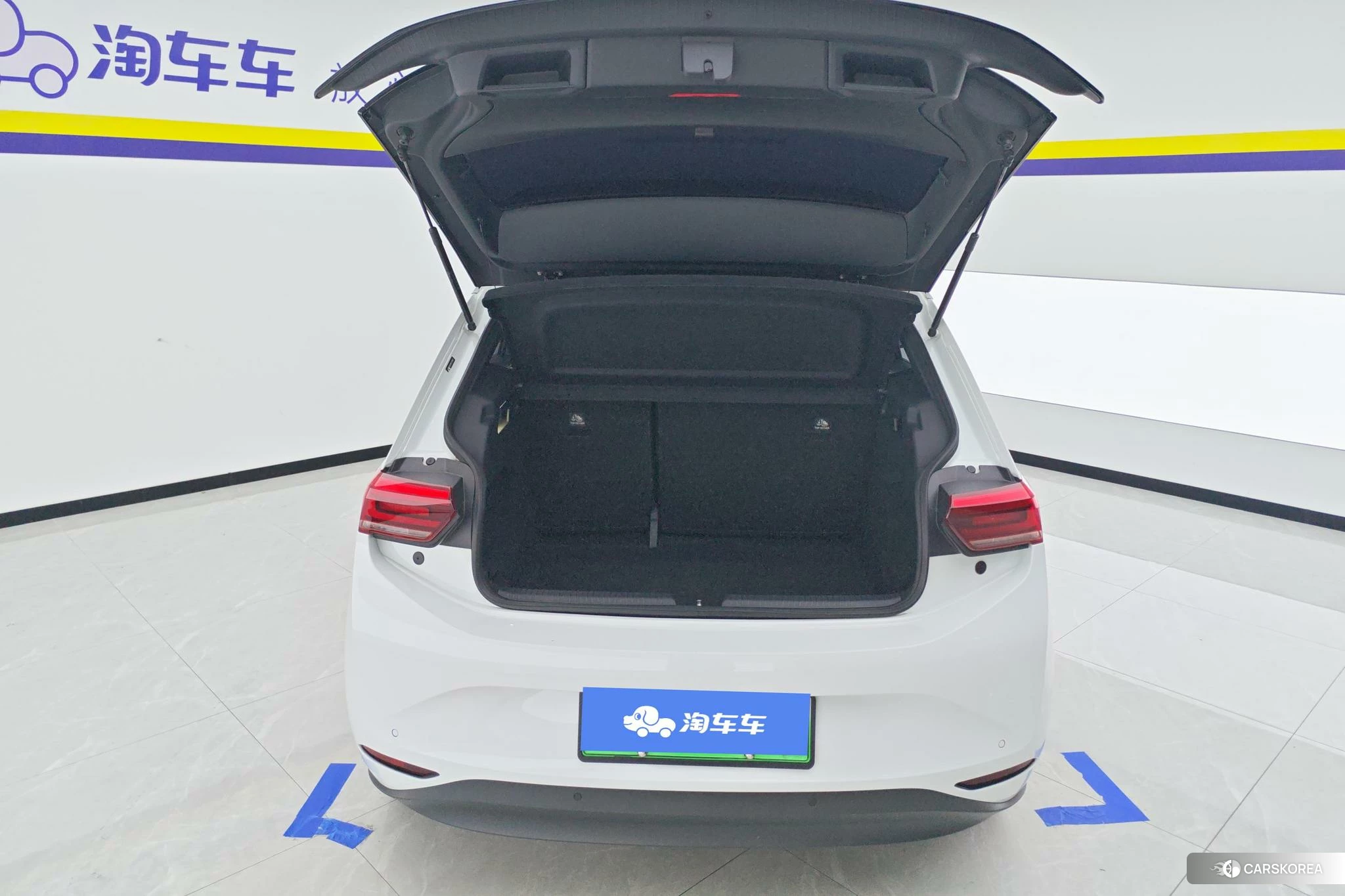 Volkswagen ID.3 2024 Белый из Китая