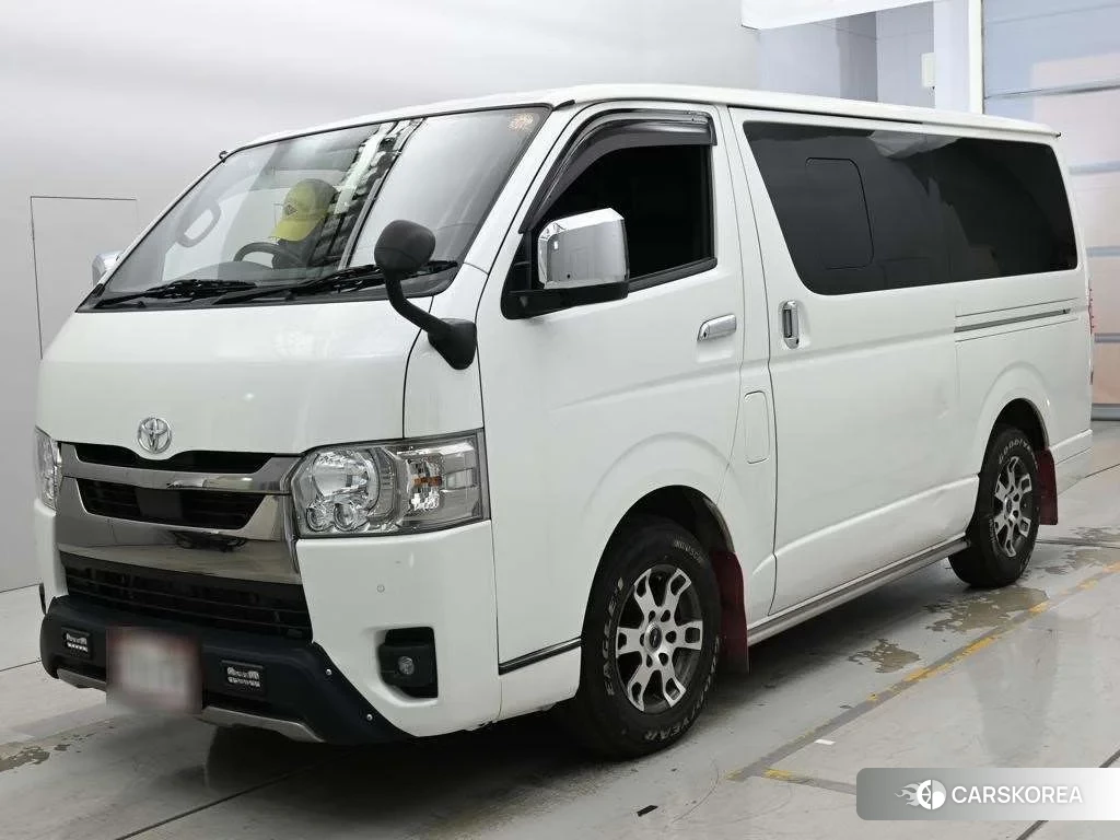 Toyota HiAce Van 2022 из Японии
