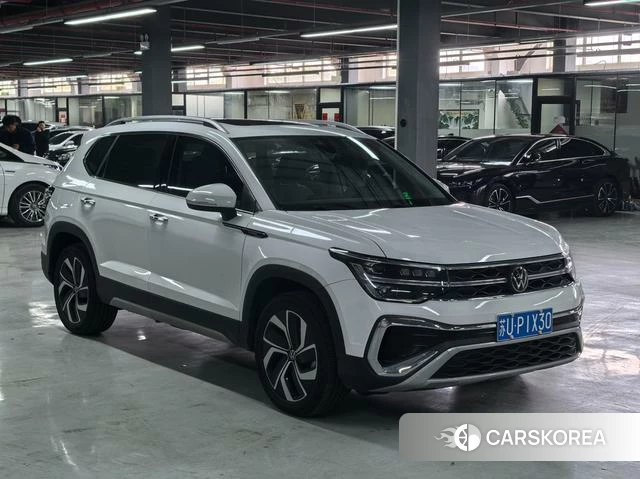Volkswagen Tharu 2024 Белый из Китая