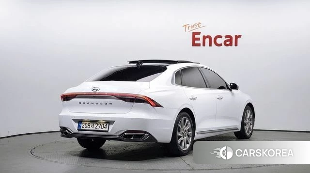 Hyundai The New Grandeur IG Hybrid 2022 Белый из Кореи