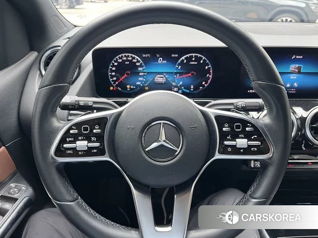 Mercedes-Benz B-class 2021 Темно-серый из Китая