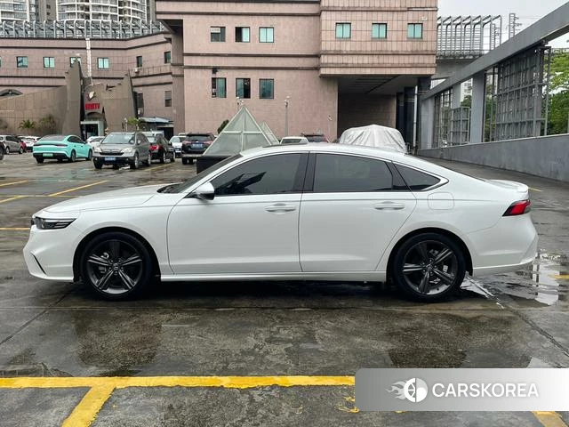 Honda Inspire 2023 Белый из Китая