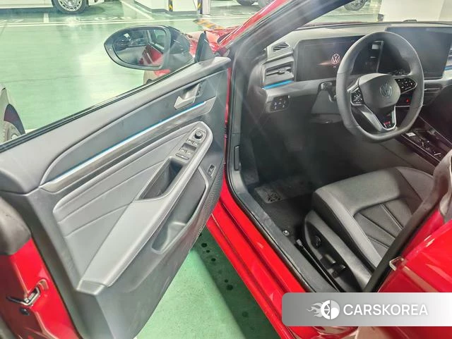 Volkswagen Lamando 2025 Красный из Китая