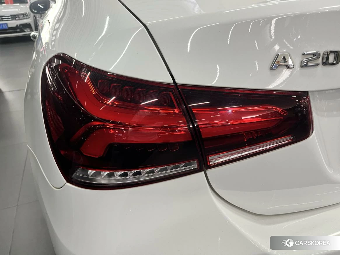 Mercedes-Benz A-Class 2021 Белый из Китая