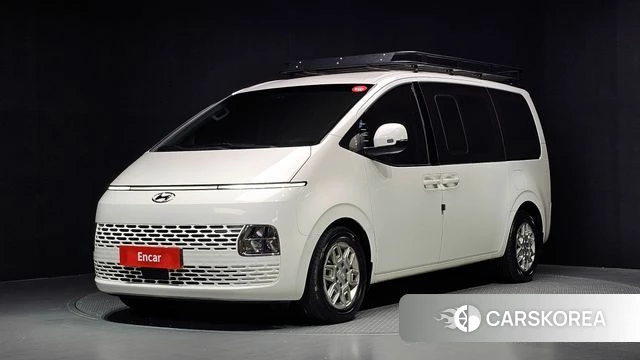 Hyundai Staria 2023 Белый из Кореи