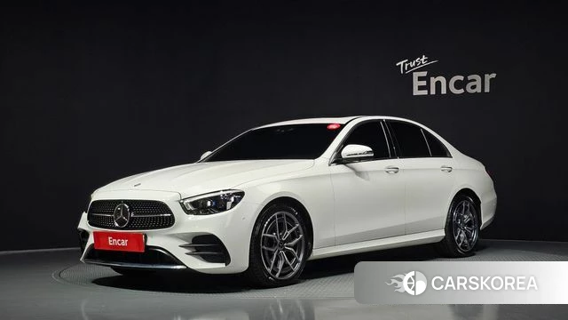 Mercedes-Benz E-Class W213 2023 Белый из Кореи