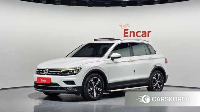 Volkswagen Tiguan second Generation 2019 Белый из Кореи
