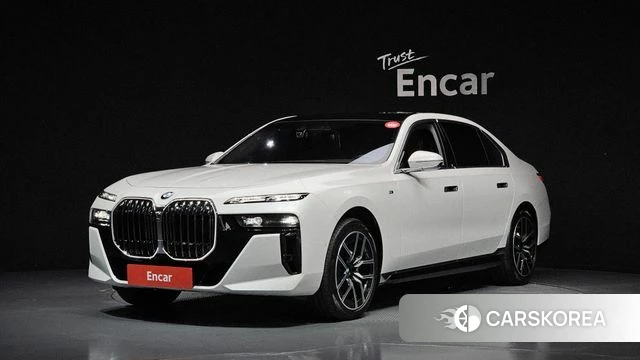 BMW 7 Series (G70) 2025 Белый из Кореи