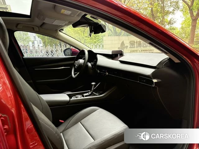 Mazda 3 2021 Красный из Китая