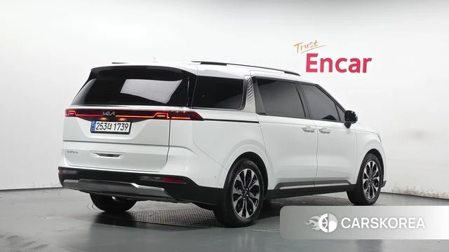 Kia Carnival 4th generation 2023 Белый из Кореи