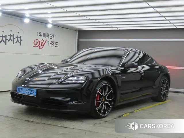 Porsche Taycan 2025 Черный из Кореи
