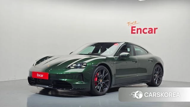 Porsche Taycan 2025 Зеленый из Кореи
