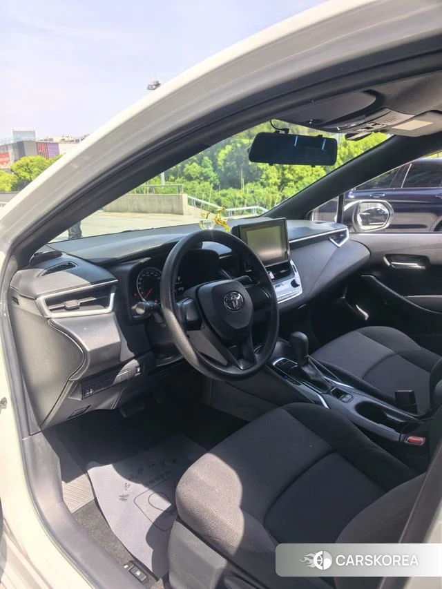 Toyota Levin 2021 Белый из Китая