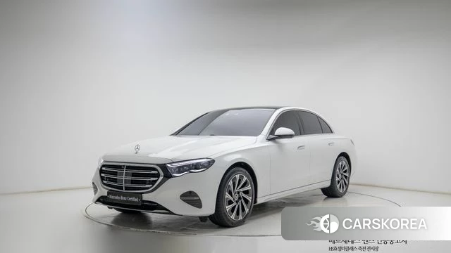 Mercedes-Benz E-Class W214 2026 Белый из Кореи