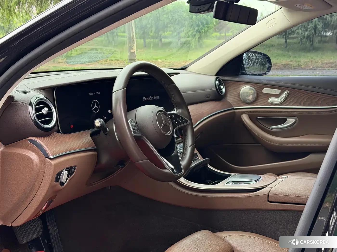 Mercedes-Benz E-Class 2022 Черный из Китая