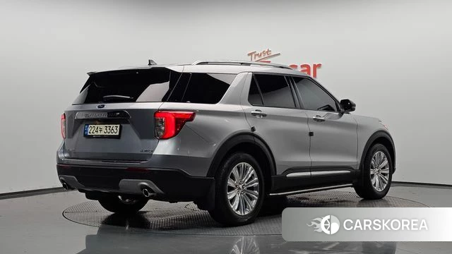 Ford Explorer 6th Generation 2021 Серебряный из Кореи