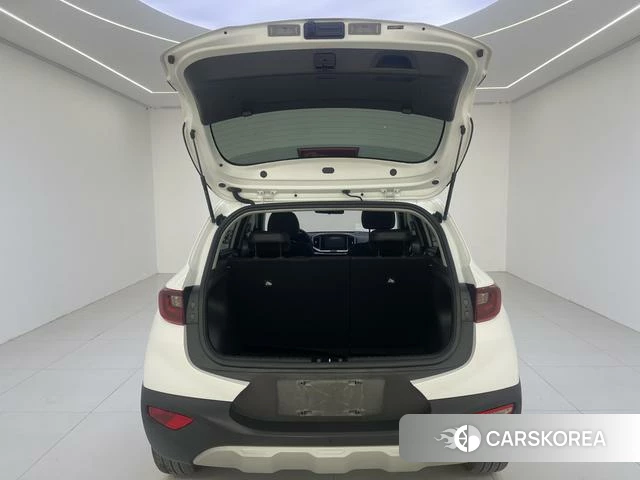 Kia KX1 2023 Белый из Китая