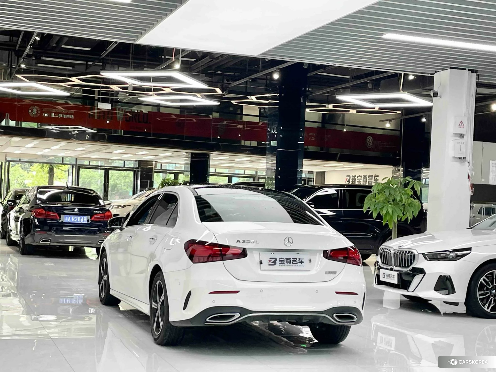 Mercedes-Benz A-Class 2022 Белый из Китая