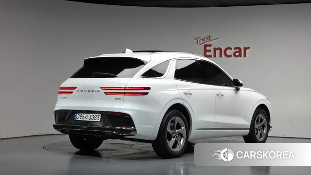 Genesis GV70 2024 Белый из Кореи