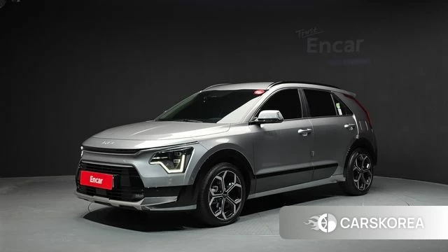 Kia Di Ol Nu Niro 2023 Серебристо-серый из Кореи