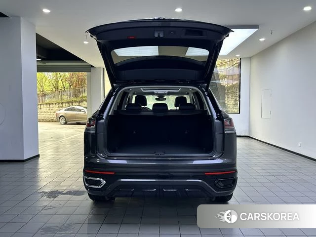 Volkswagen Tayron 2023 Черный из Китая