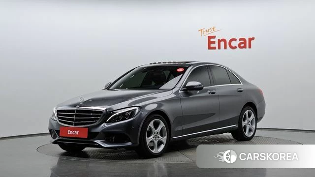 Mercedes-Benz C-Class W205 2018 Серебристо-серый из Кореи
