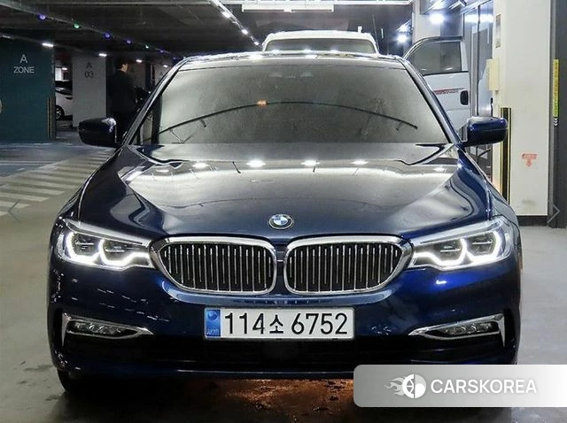BMW 5 Series (G30) 2018 Синий из Кореи