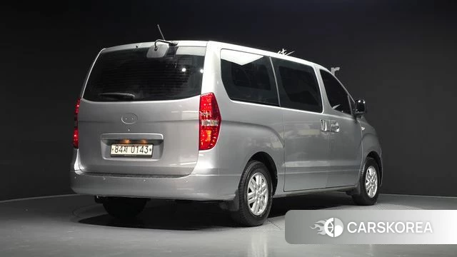 Hyundai The New Grand Starex 2019 Серебряный из Кореи