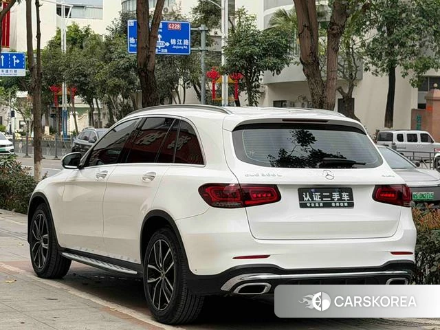 Mercedes-Benz GLC 2021 Белый из Китая