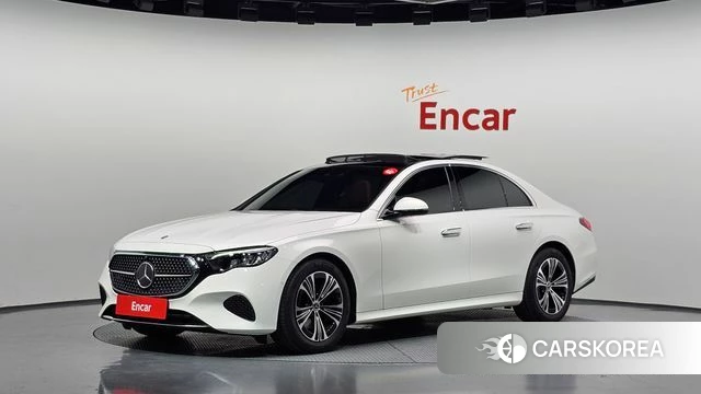 Mercedes-Benz E-Class W214 2025 Белый из Кореи