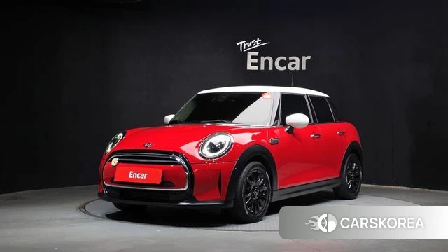 Mini Cooper 2023 Красный из Кореи