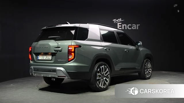 Ssangyong Torres 2023 Зеленый из Кореи